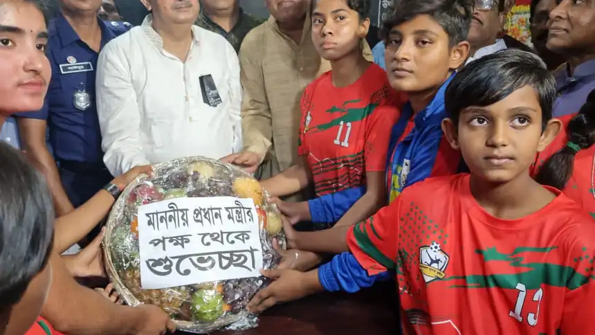 PM to face beside assaulted feminine footballers-Khulna MP My News Bangladesh